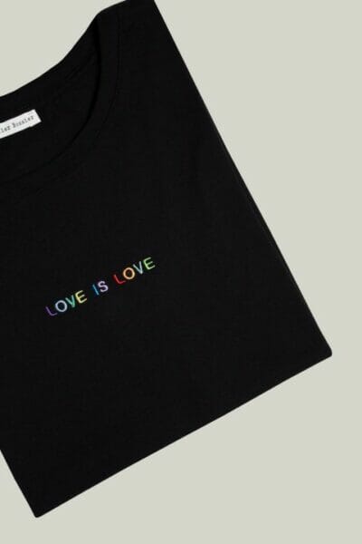 'Love is love' T-shirt