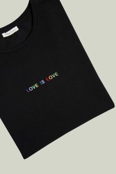 T-Shirt 'LOVE IS LOVE'